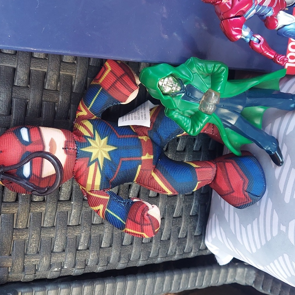 MARVEL Collection Set - Picture 3 of 13